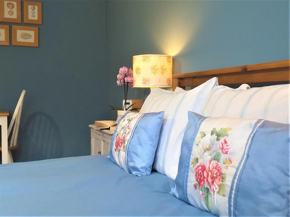 Lobhill Farmhouse Bed And Breakfast And Self Catering Accommodation Okehampton Exteriör bild