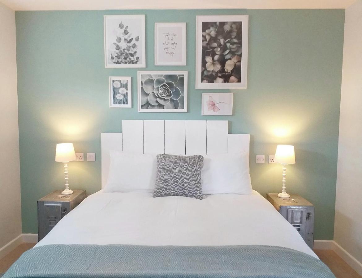 Lobhill Farmhouse Bed And Breakfast And Self Catering Accommodation Okehampton Exteriör bild